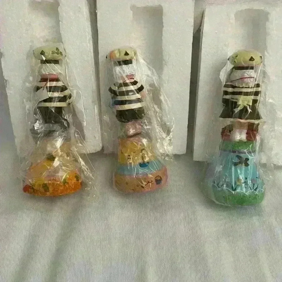 Vintage 2000 Hersheys Chocolate Collectible Kurt Adler Figurines Bell Lot of 3 - Picture 4 of 10